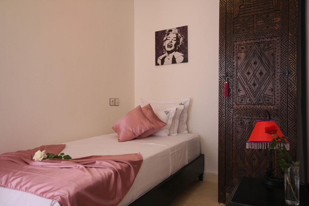 Riad De La Semaine Marrakesz Pokój zdjęcie